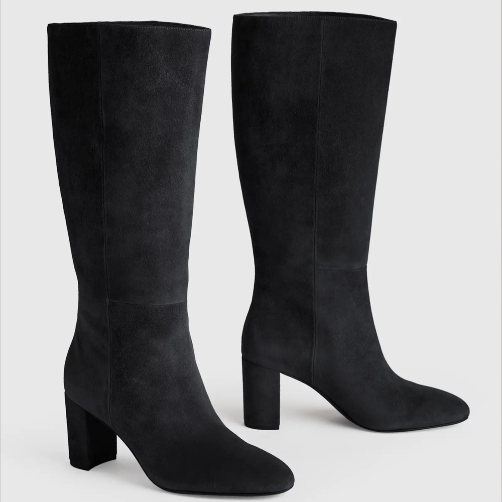 Quince Italian Suede Block Heal Boot Size 9